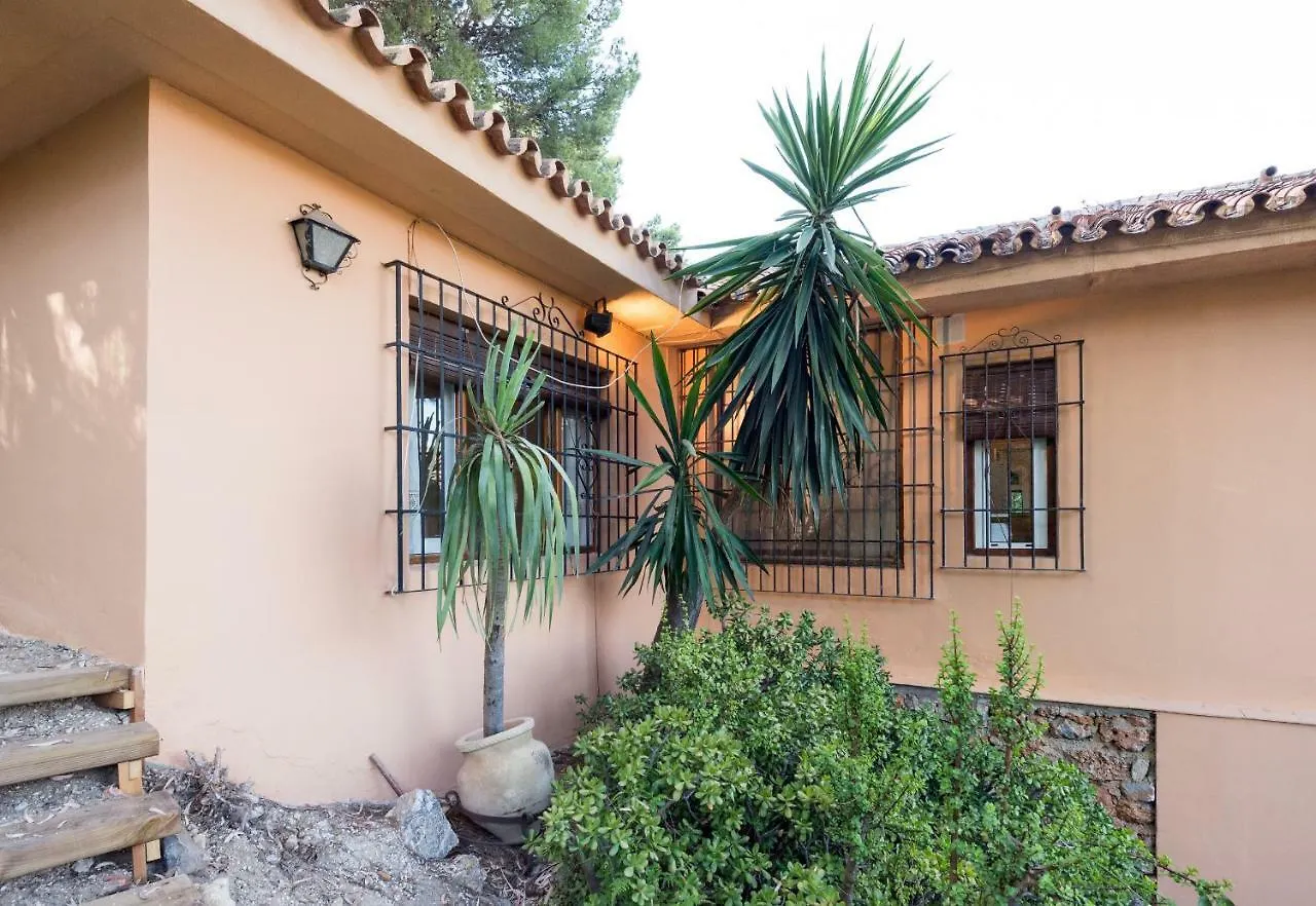 Entrepinares Apartment Malaga