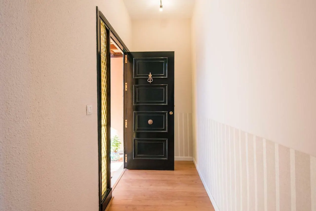 Entrepinares Apartment Malaga